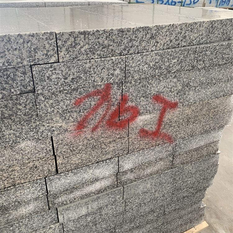 江西芝麻灰石材礦山(圖2) 江西芝麻灰石材礦山(圖2)